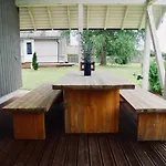 Sportsmen's House