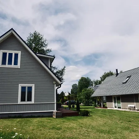 بيت للعطل Sportsmen's House Otepää