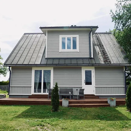 Sportsmen's House Dom wakacyjny *