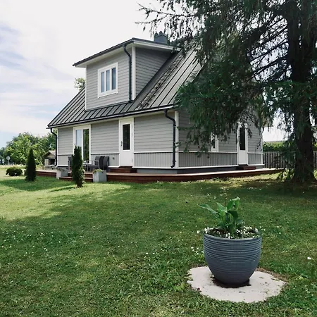 Sportsmen's House *