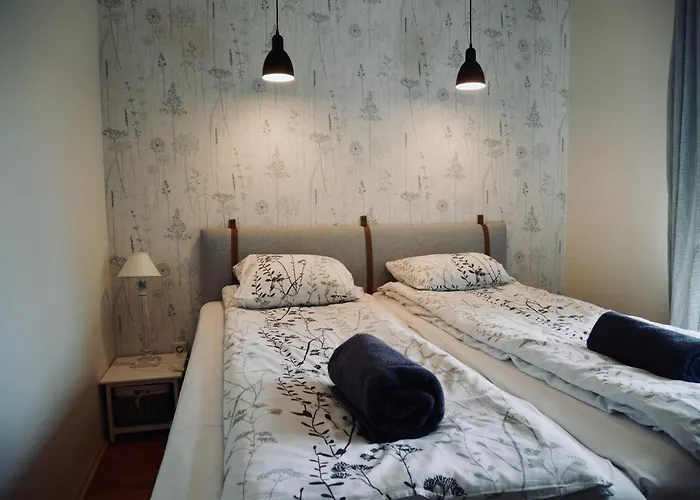 Sportsmen's Holiday House *