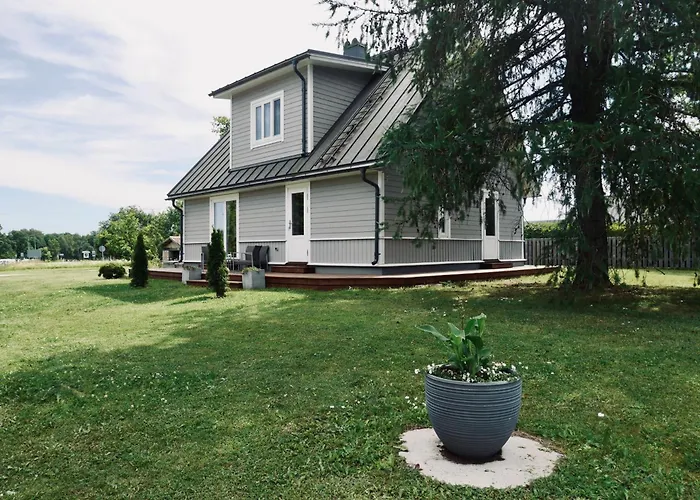 Sportsmen's Holiday House *